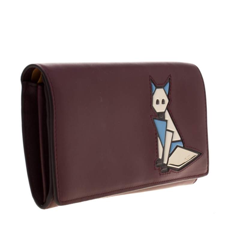 Pre Owned Tod's Bordeaux Leather Fox Detail Continental Wallet