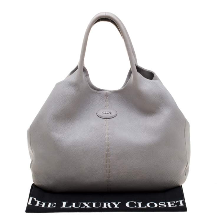 Pre Owned Tod's Grey Pebbled Leather Hobo
