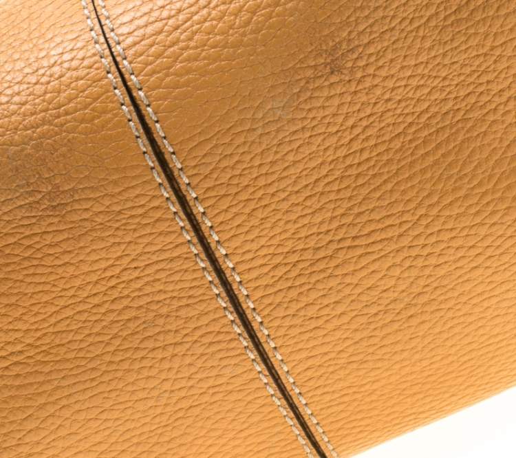 Pre Owned Tod's Tan Leather Charlotte Hobo
