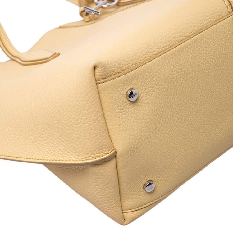Pre Owned Tod's Yellow Leather Medium Joy Shopper Tote