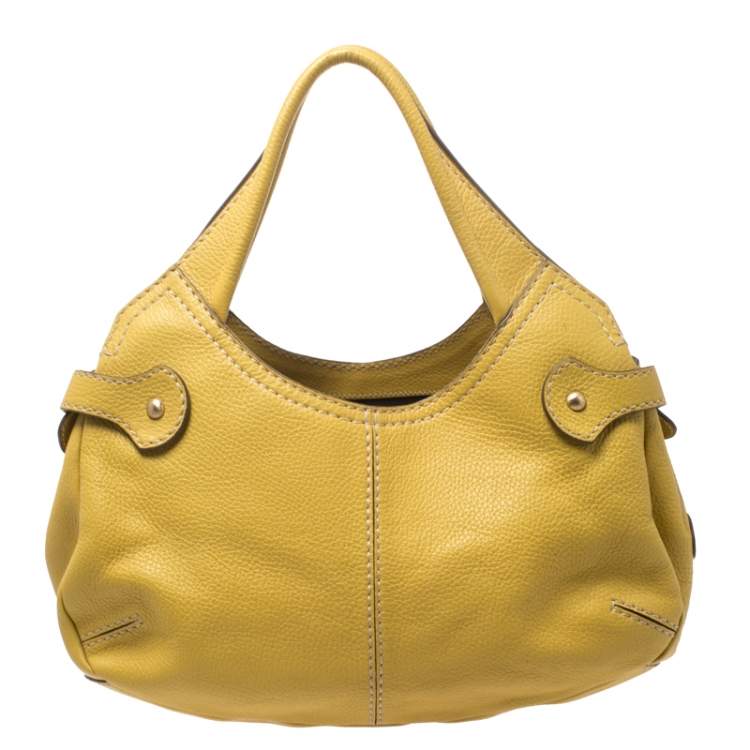 مملوكة مسبقًا Tod's Light Yellow Grained Leather Flap Pocket Hobo
