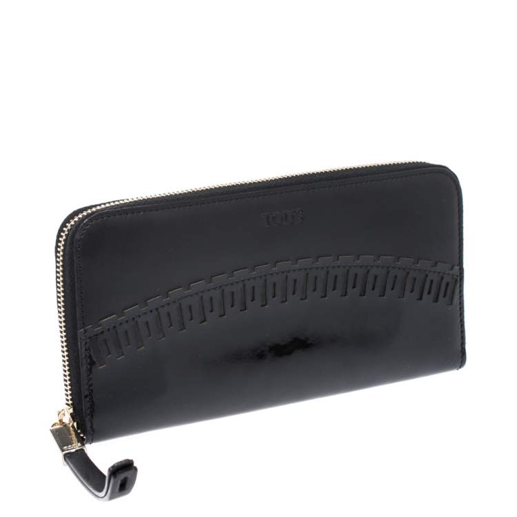 Pre Owned Tod's Black Patent Leather Zip Around Continental Wallet
