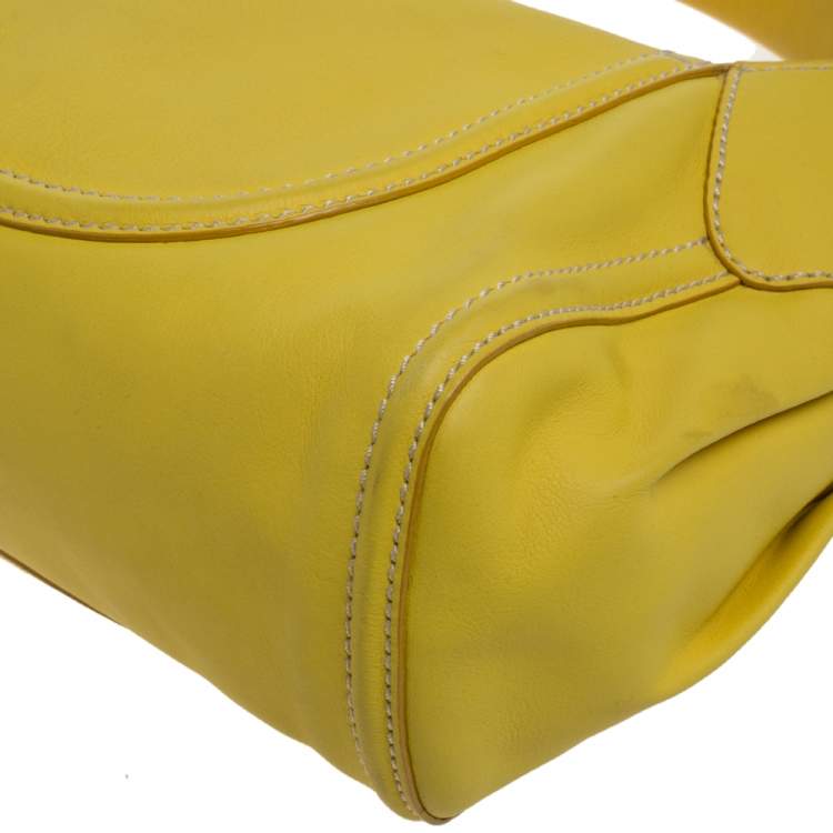 Pre Owned Tod's Yellow Leather Zip Hobo