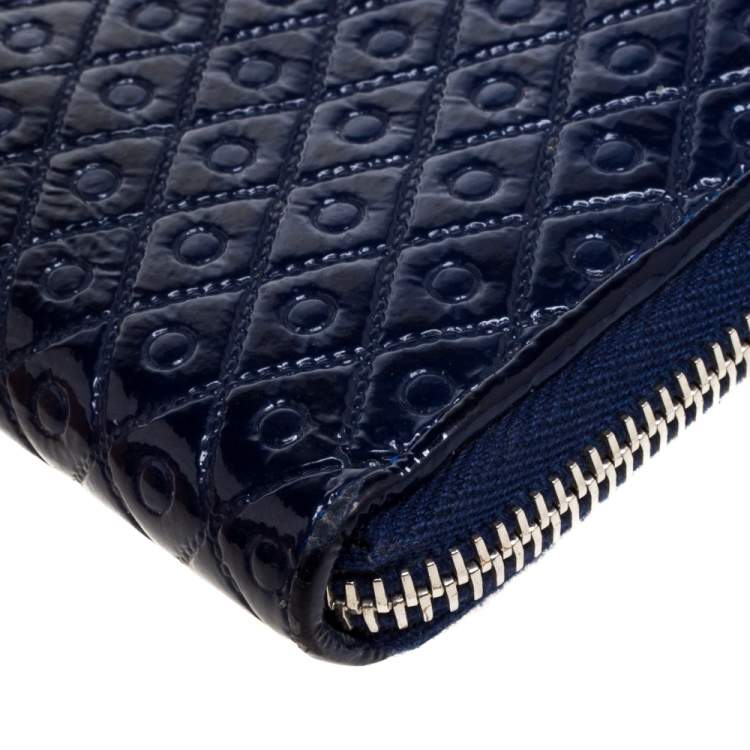 Pre Owned Tod's Navy Blue Signature Patent Leather Zip Around Wallet