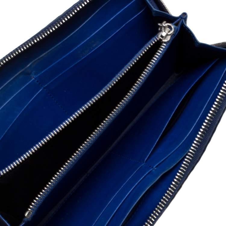 Pre Owned Tod's Navy Blue Signature Patent Leather Zip Around Wallet