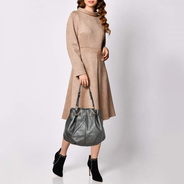 Pre Owned Tod's Metallic Grey Embossed Leather Drawstring Chain Tote
