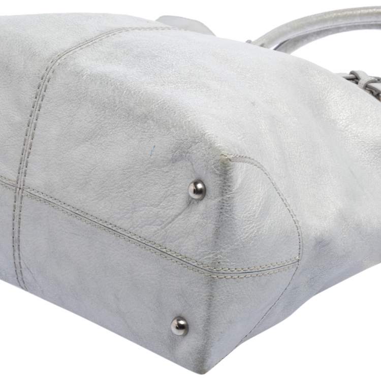 Pre Owned Tod's Silver Leather Restyling D Bag Media Tote