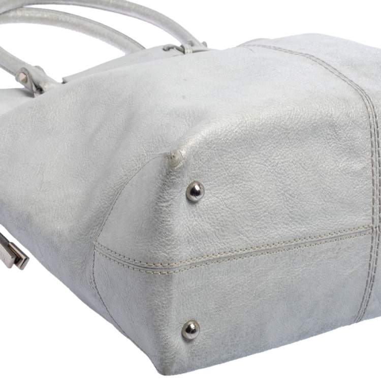 Pre Owned Tod's Silver Leather Restyling D Bag Media Tote