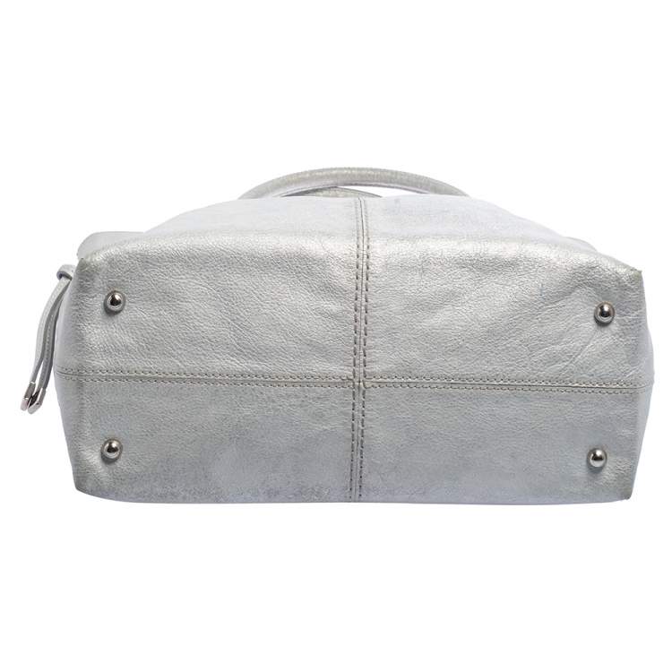 Pre Owned Tod's Silver Leather Restyling D Bag Media Tote