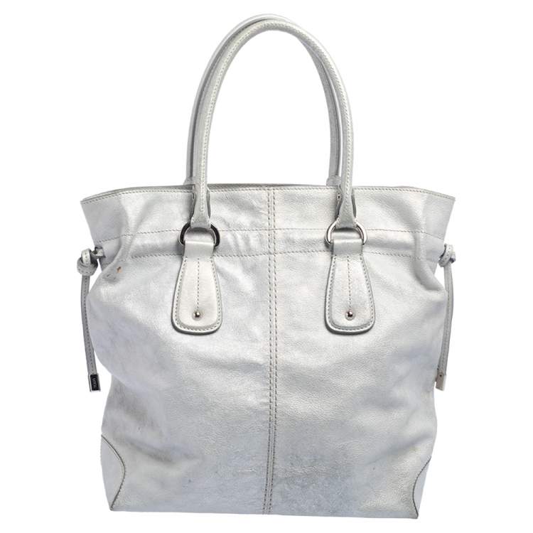 Pre Owned Tod's Silver Leather Restyling D Bag Media Tote
