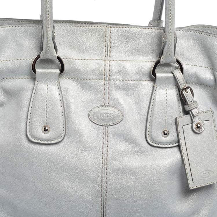 Pre Owned Tod's Silver Leather Restyling D Bag Media Tote