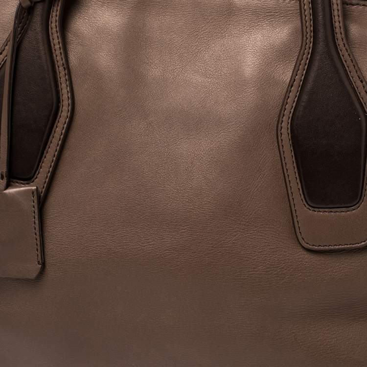 Pre Owned Tod's Dark Brown/Grey Leather Zip Tote