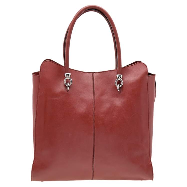 Pre Owned Tod's Rust Red Leather Tote