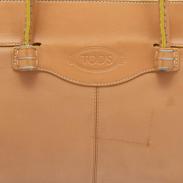 Pre Owned Tod's Beige Leather Medium Mocassino Tote