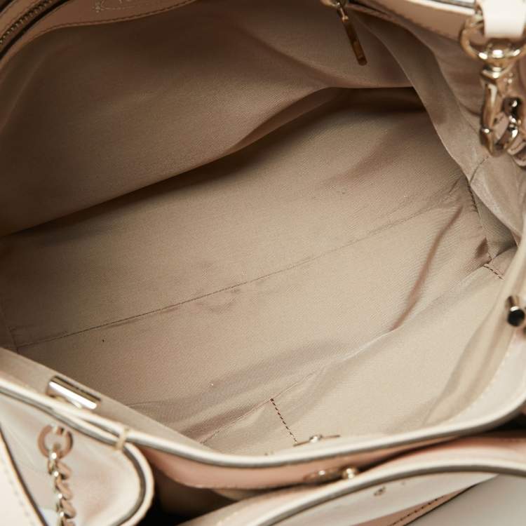 Pre Owned Tod's Pink Leather Mini Flower Chain Tote