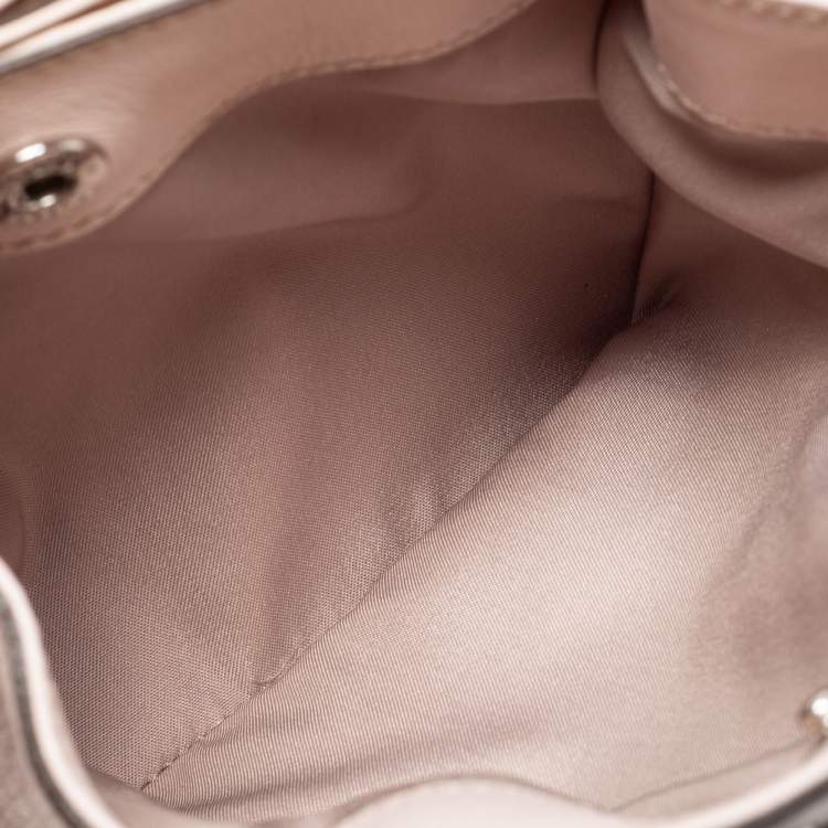 مملوكة مسبقًا Tod's Light Pink Leather Micro Flower Tote