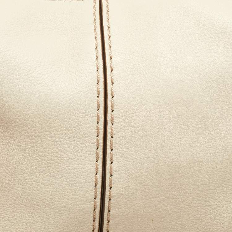 Pre Owned Tod's Beige Leather Miky Hobo