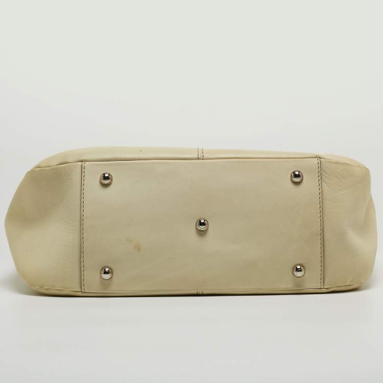 Pre Owned Tod's Cream Leather Tote 