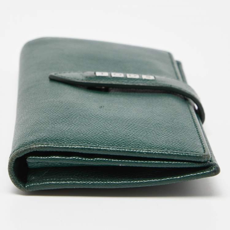 Pre Owned Tod's Green Leather Continental Flap Wallet
