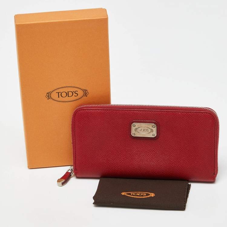 Pre Owned Tod's Red Leather Zip Around Wallet