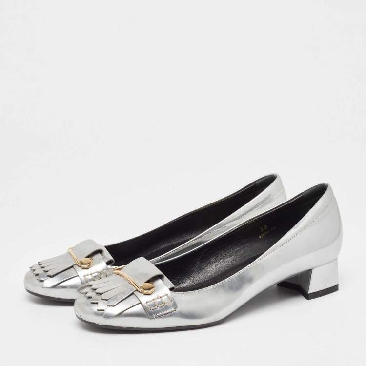 Pre Owned Tod's Silver Leather Fringe Detail Loafer Pumps Size 39