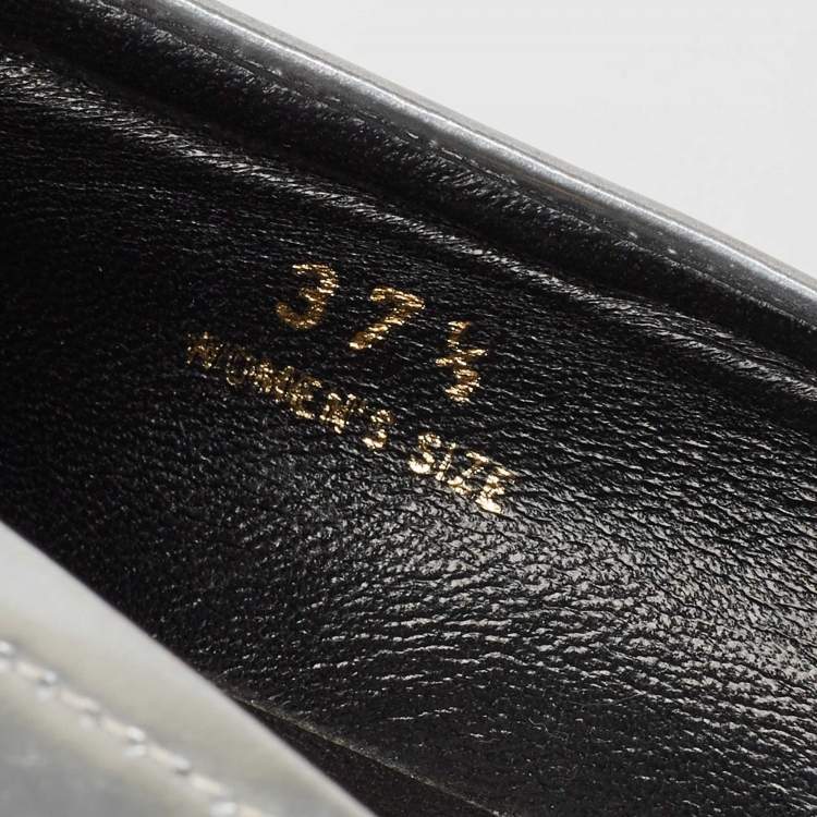 Pre Owned Tod's Silver Leather Fringe Detail Loafer Pumps Size 37.5