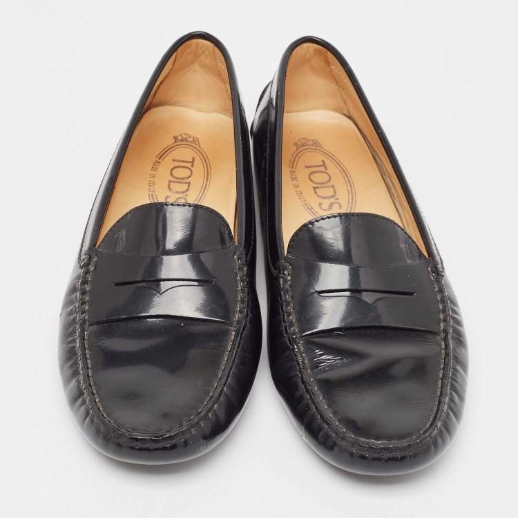 Pre Owned Tod's Black Patent Leather Slip On Loafers Size 38