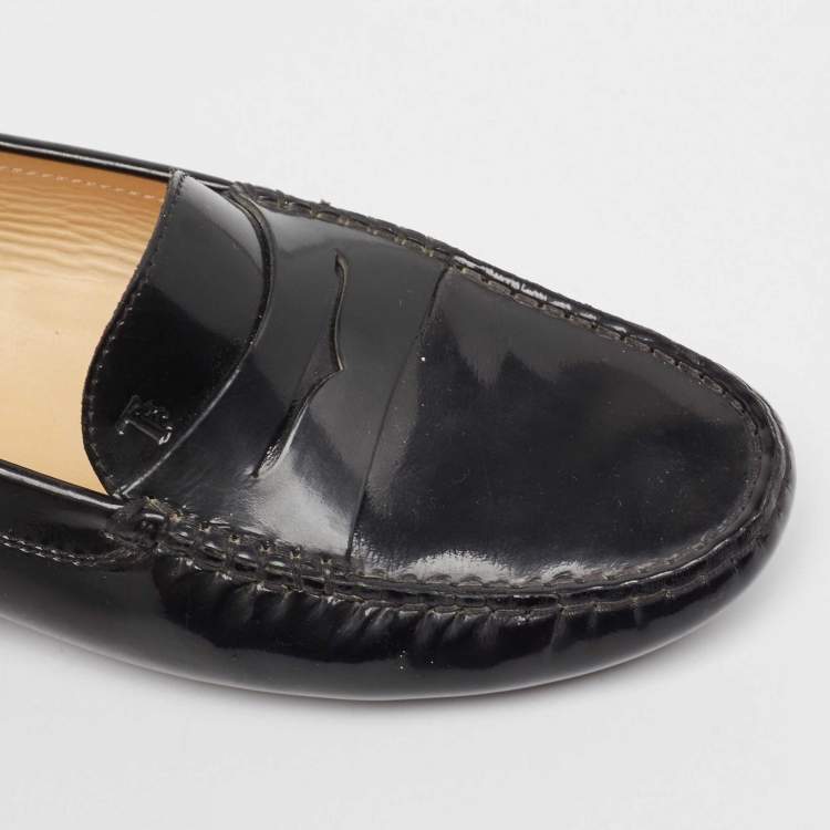 Pre Owned Tod's Black Patent Leather Slip On Loafers Size 38