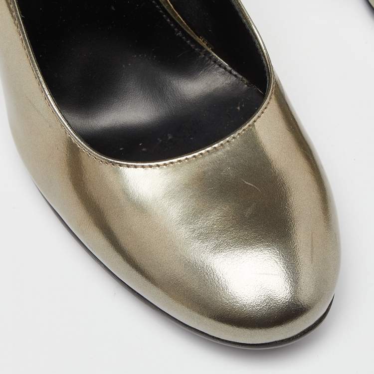 Pre Owned Tod's Metallic Leather Round Toe Pumps Size 40