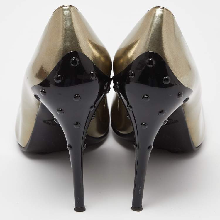 Pre Owned Tod's Metallic Leather Round Toe Pumps Size 40