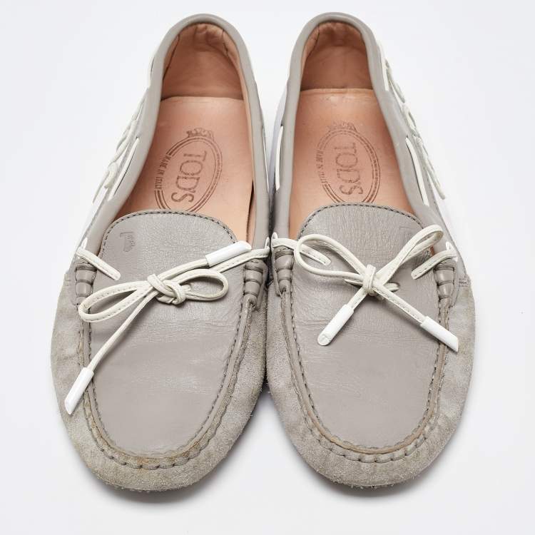Pre Owned Tod's Grey/White Suede and Leather Bow Slip On Loafers Size 38