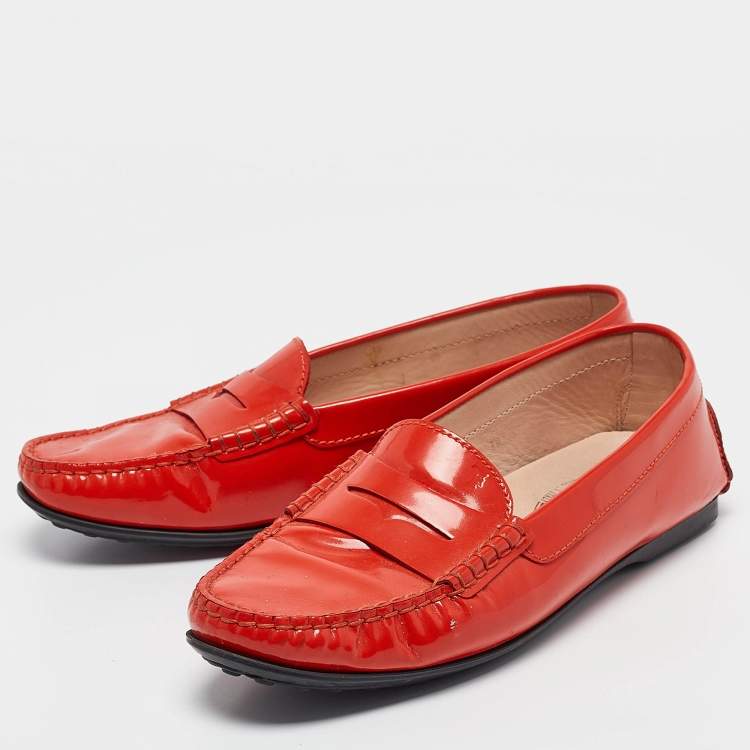 Pre Owned Tod's Red Patent Leather Gommino Loafers Size 38
