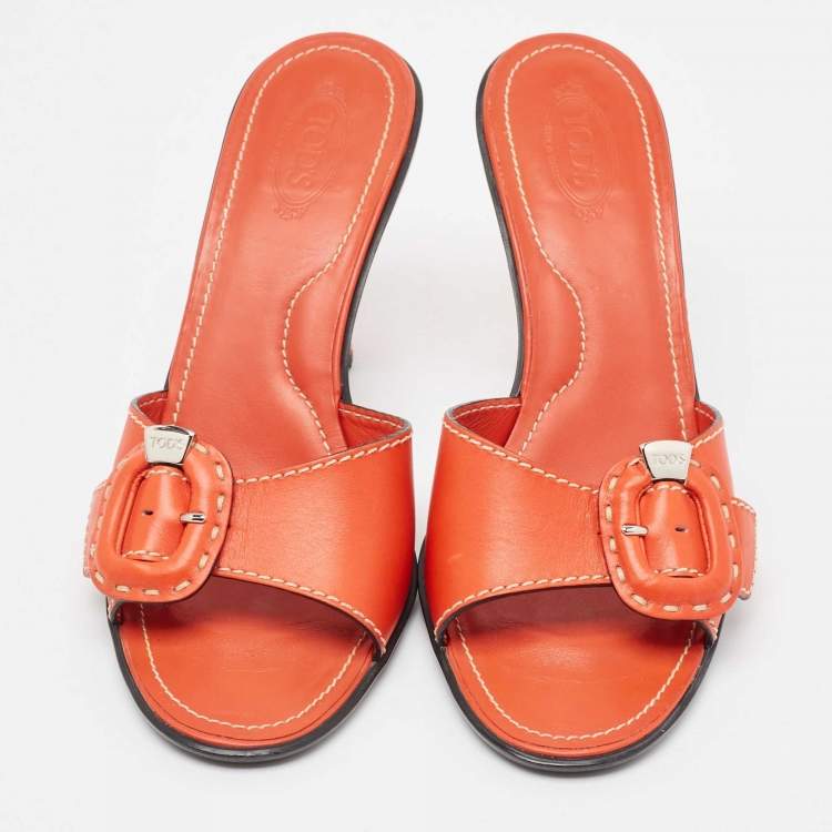 Pre Owned Tod's Orange Leather Slide Sandals Size 38.5