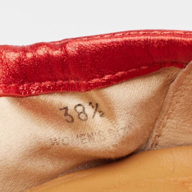 Pre Owned Tod's Red Satin and Patent Scrunch Ballet Flats Size 38.5