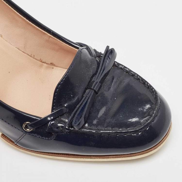 Pre Owned Tod's Navy Blue Patent Leather Block Heel Pumps Size 39.5
