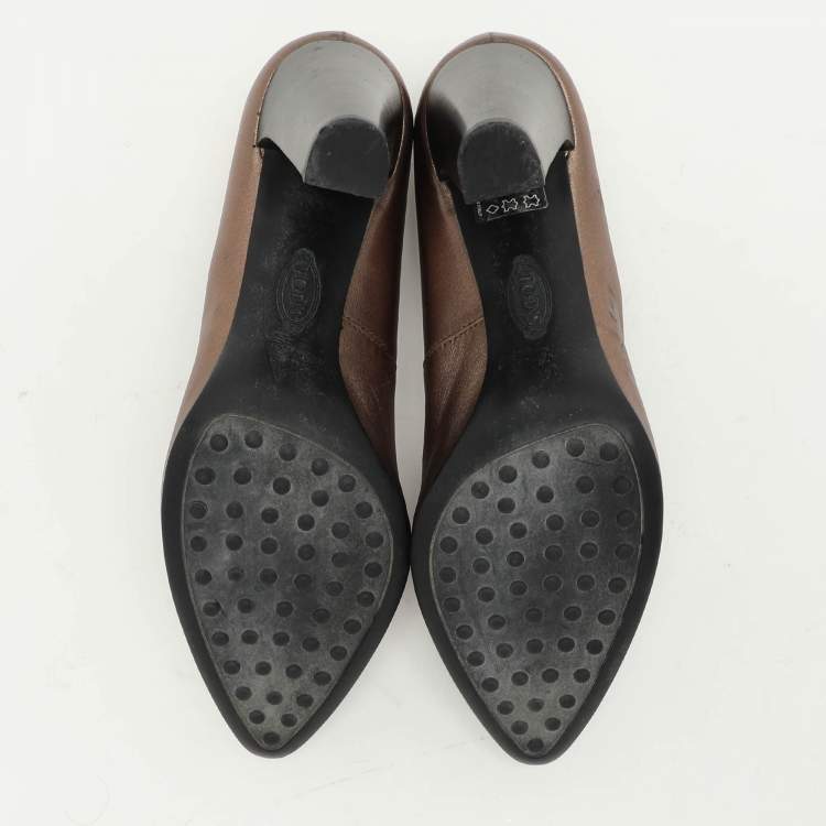 Pre Owned Tod's Metallic Leather Block Heel Pumps Size 40