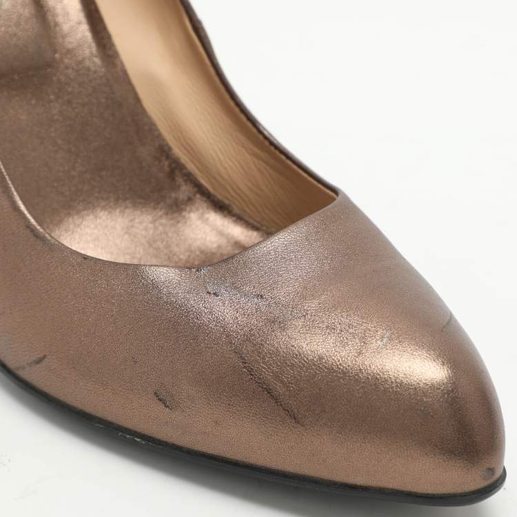 Pre Owned Tod's Metallic Leather Block Heel Pumps Size 40