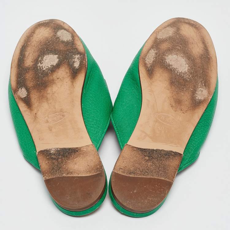 Pre Owned Tod's Green Leather Kate Flat Mules Size 40.5