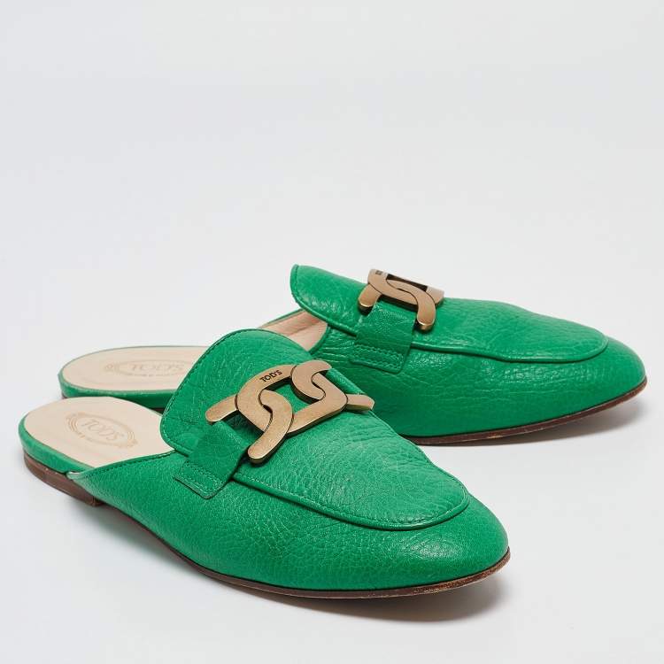 Pre Owned Tod's Green Leather Kate Flat Mules Size 40.5