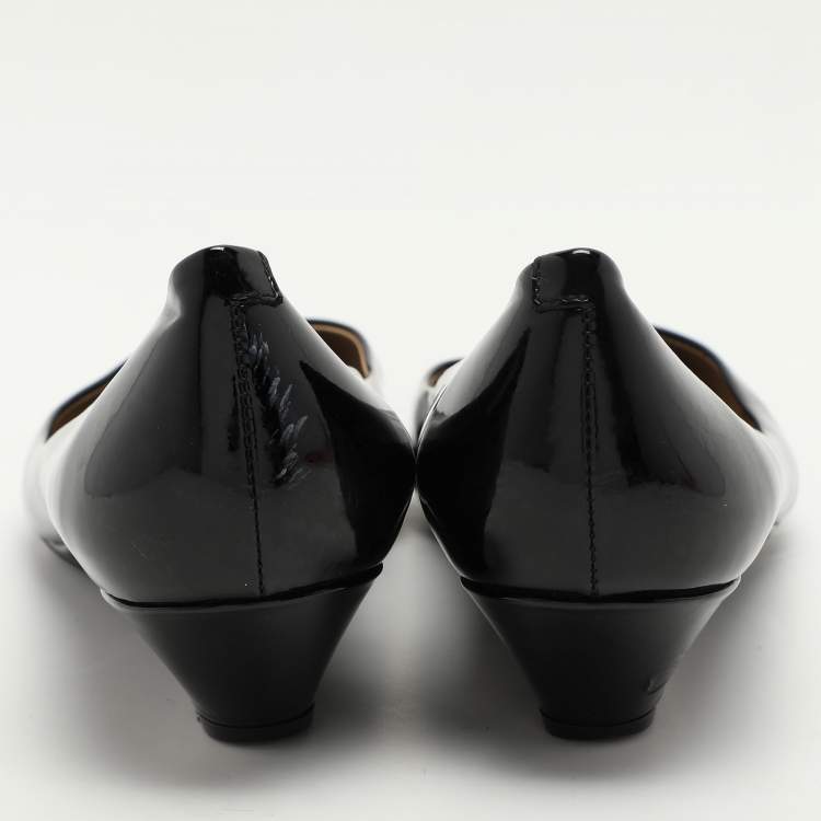 Pre Owned Tod's Black Patent Leather Wedge Pumps Size 39