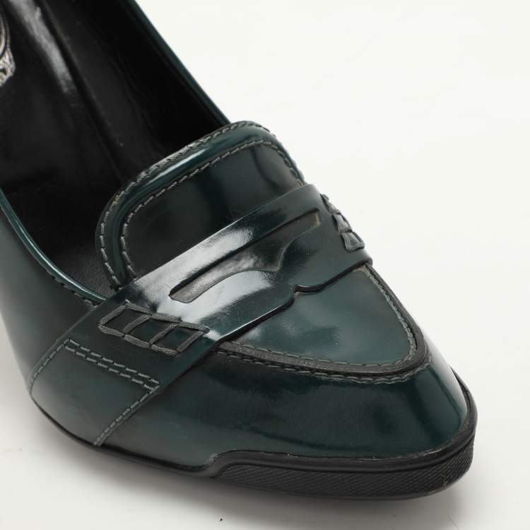 Pre Owned Tod's Green Leather Loafer Pumps Size 39
