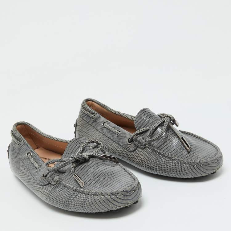 Pre Owned Tod's Grey Lizard Embossed Leather Bow Slip On Loafers Size 35