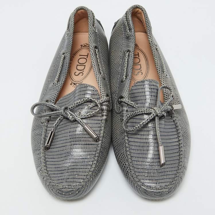Pre Owned Tod's Grey Lizard Embossed Leather Bow Slip On Loafers Size 35