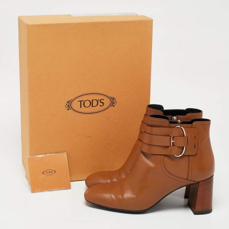 Pre Owned Tod's Brown Leather Buckle Detail Ankle Booties Size 39