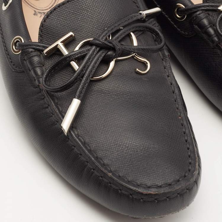 Pre Owned Tod's Black Saffiano Leather Logo Bow Slip On Loafers Size 39