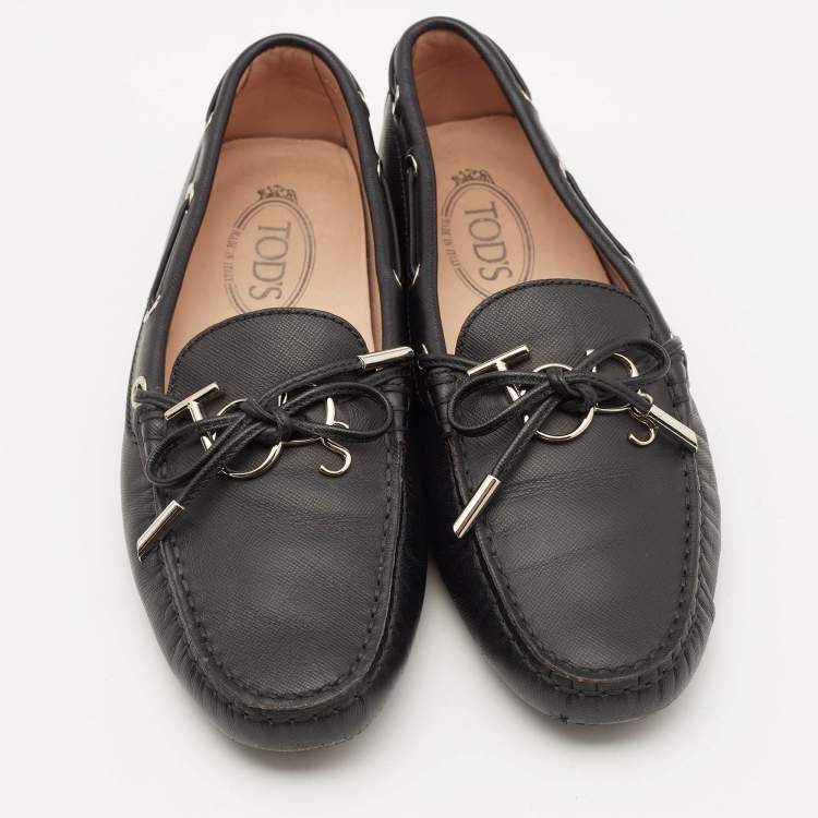 Pre Owned Tod's Black Saffiano Leather Logo Bow Slip On Loafers Size 39