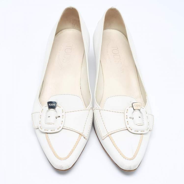 Pre Owned Tod's White Leather Buckle Loafer Pumps Size 38.5