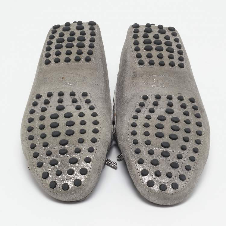Pre Owned Tod's Grey/Silver Textured Suede Bow Slip On Loafers Size 38