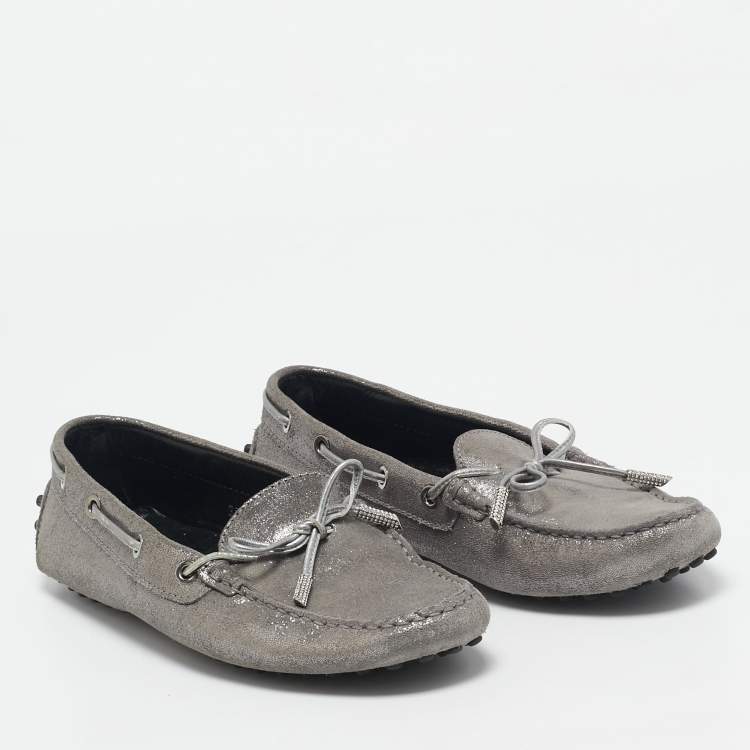 Pre Owned Tod's Grey/Silver Textured Suede Bow Slip On Loafers Size 38