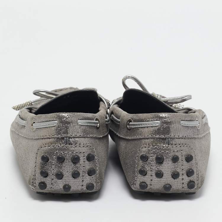 Pre Owned Tod's Grey/Silver Textured Suede Bow Slip On Loafers Size 38